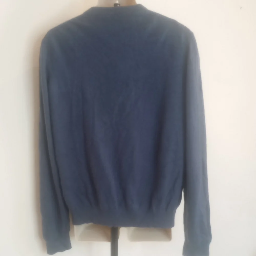 CH Classics Blue 100% Cashmere Sweater
